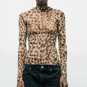 Leopard mock neck tulle top